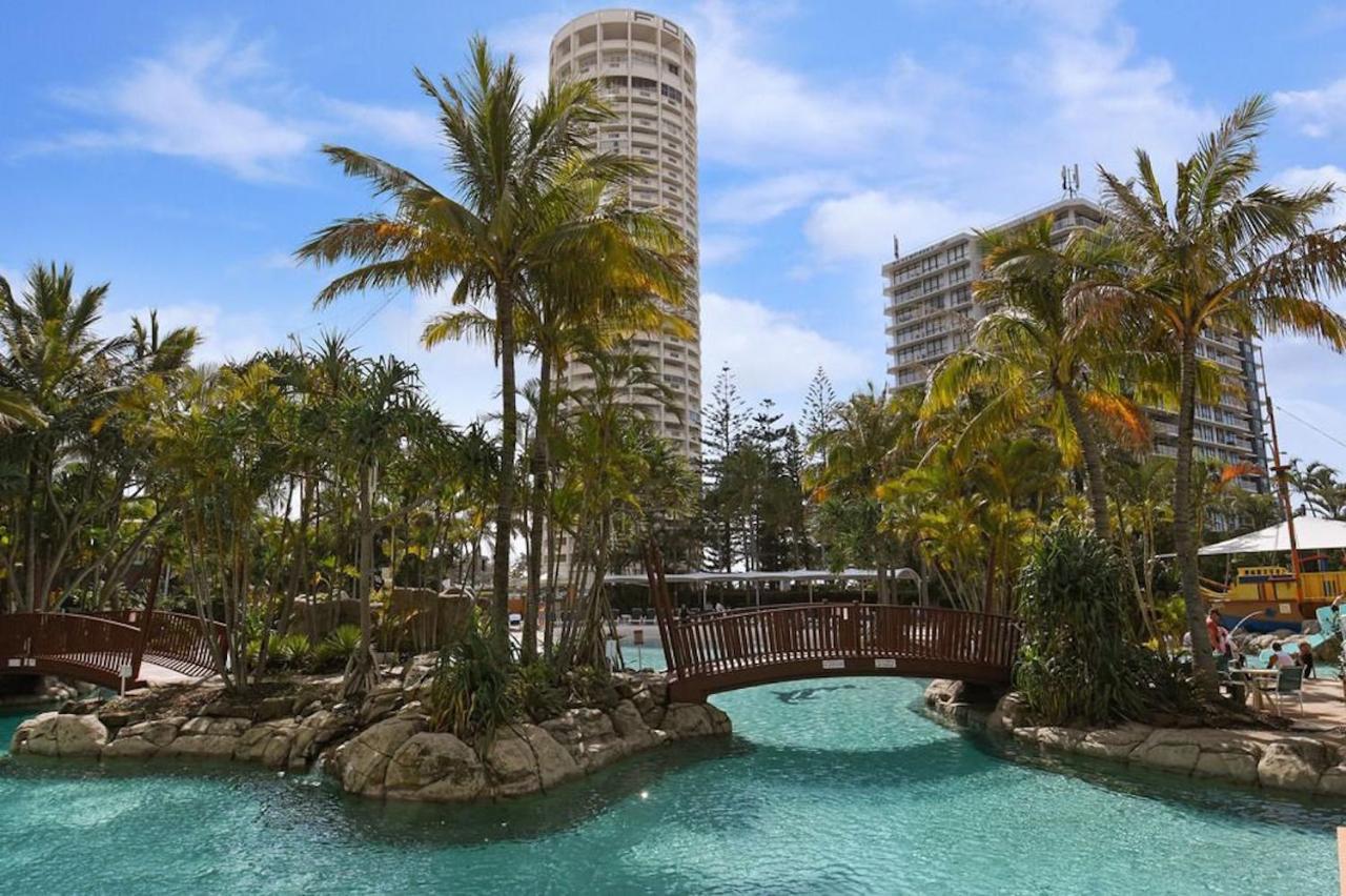 Holiday Holiday Crown Towers Gold Coast Exterior foto